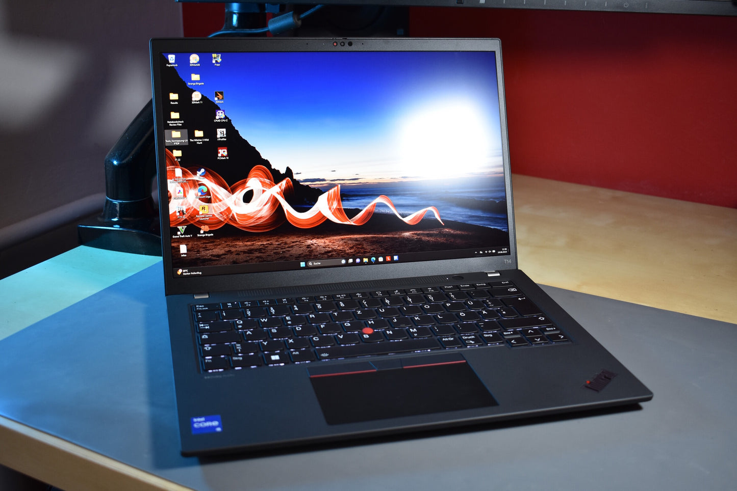 NEW  LENOVO 21CF003YUS ThinkPad T14 Gen 3 14" WUXGA Touchscreen Ryzen 7 PRO 6850U 2.7GHz AMD Radeon 680M 32GB RAM 1TB SSD Win 11 Pro Thunder Black